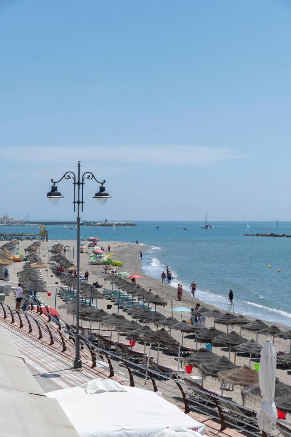 Central panoramic view seaside studio apartment Benalmádena Exterior foto