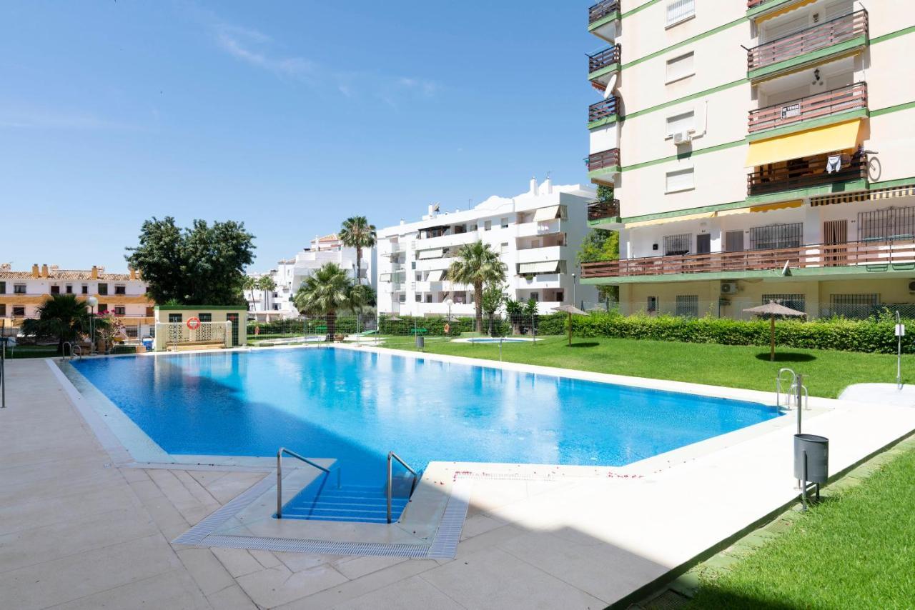 Central panoramic view seaside studio apartment Benalmádena Exterior foto